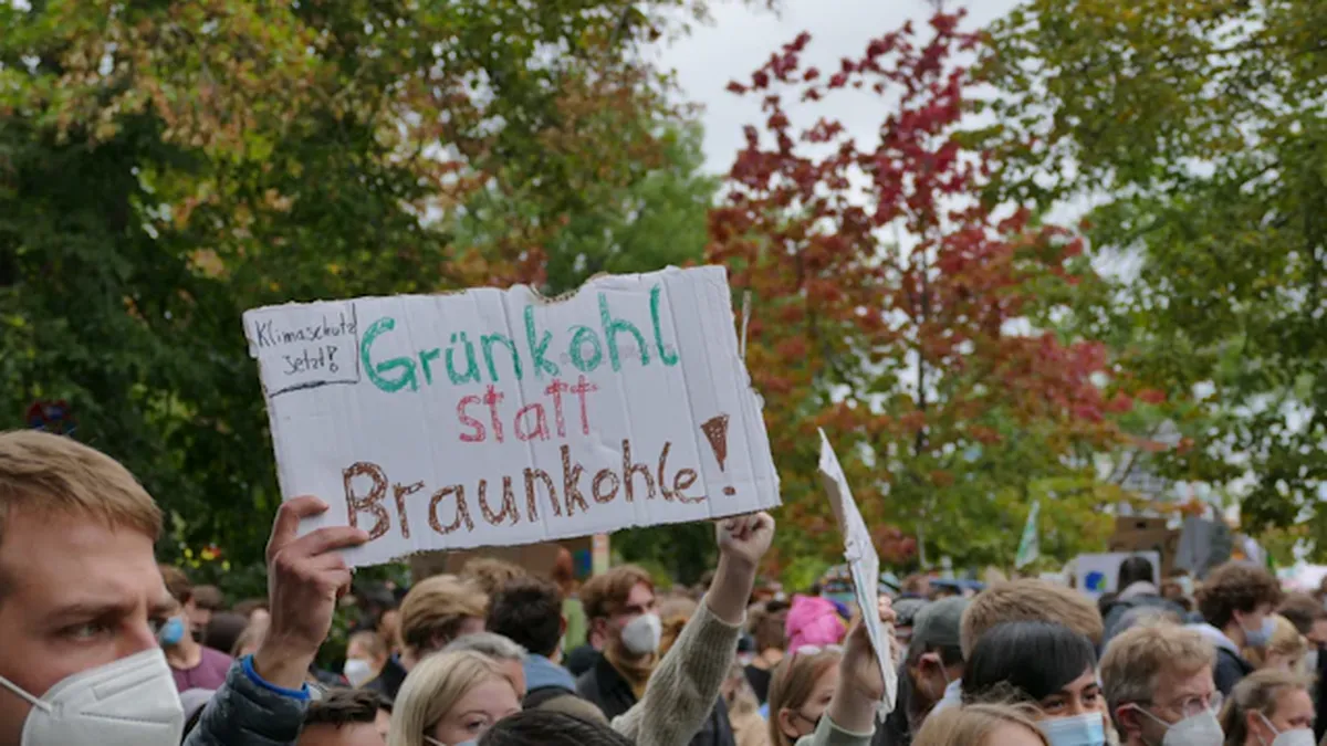 German President Condemns Iran War as Trump Splits Allies