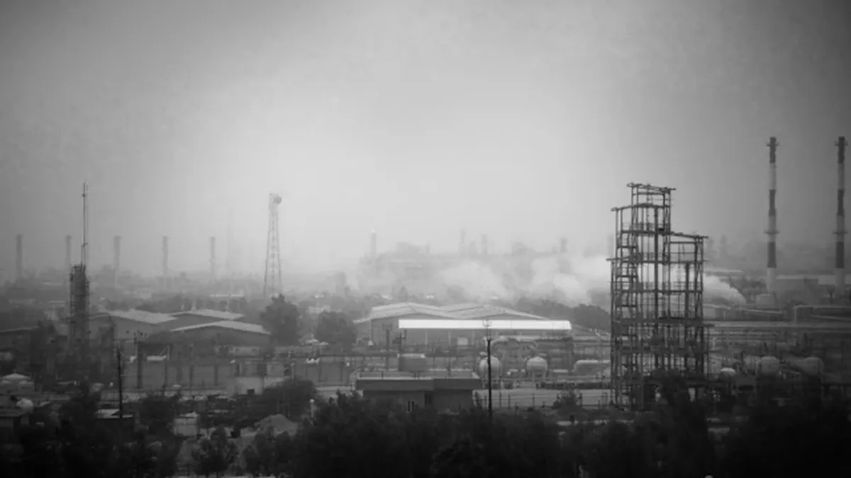Iran Conflict Threatens Global Economic Stability as Oil Soars