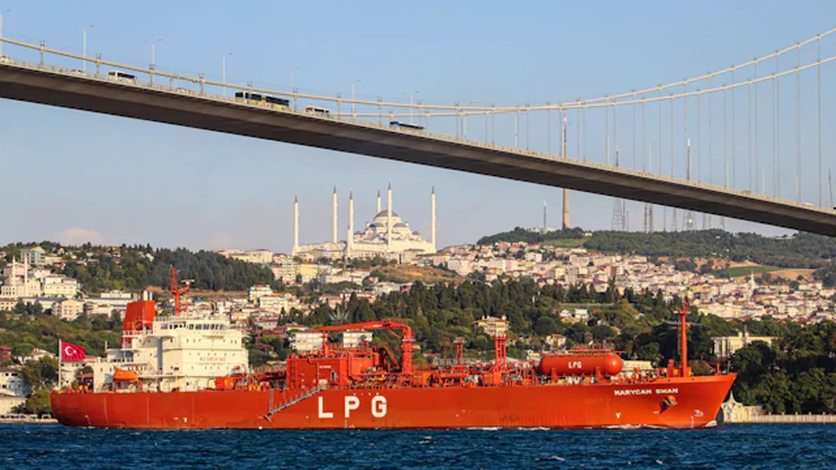 Oil tanker at sea representing Portugal Iran energy crisis diplomatic tensions