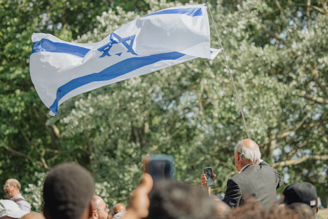 Netanyahu Aide's Racist Slurs Expose Likud Ethnic Rifts