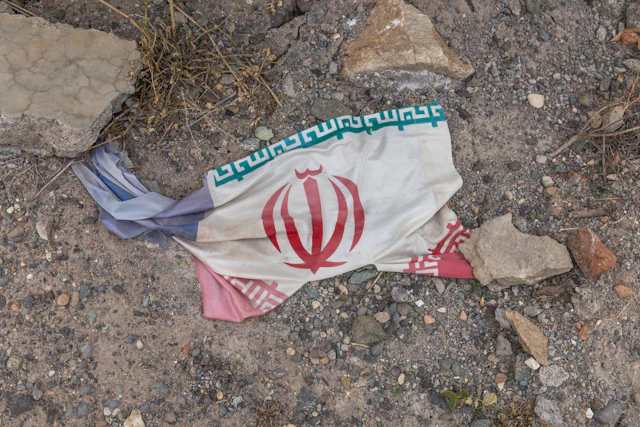 Iran warheads breach Israeli missile shields
