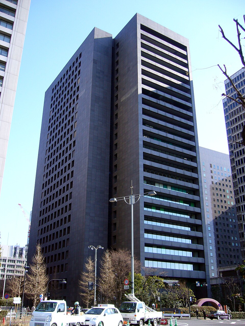 Bank of Japan headquarters building in Tokyo financial district 2026